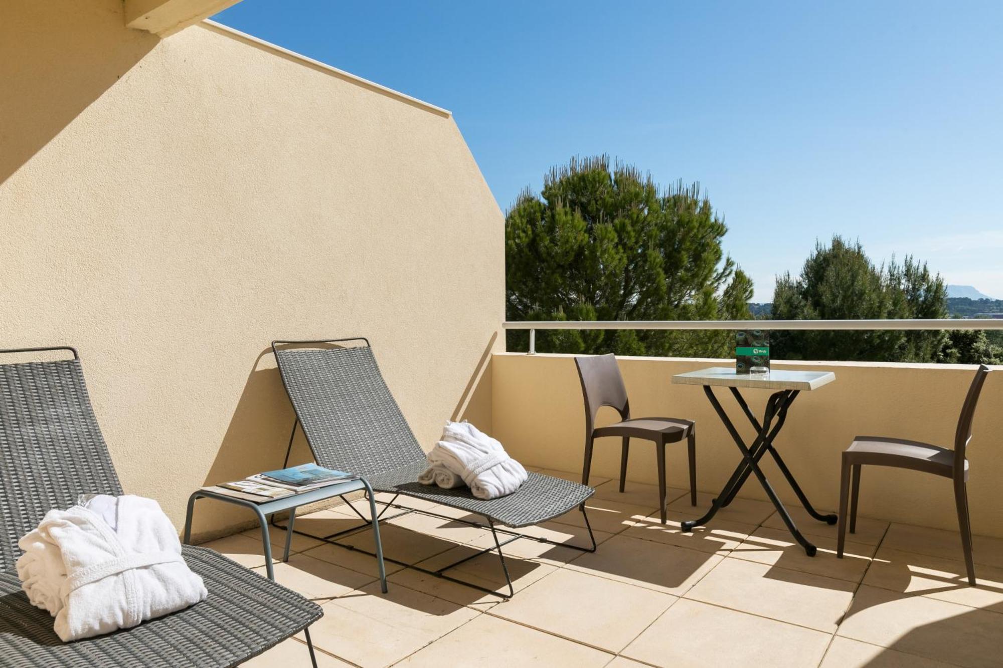 Hotel Birdy By Happyculture Aix-en-Provence Kültér fotó